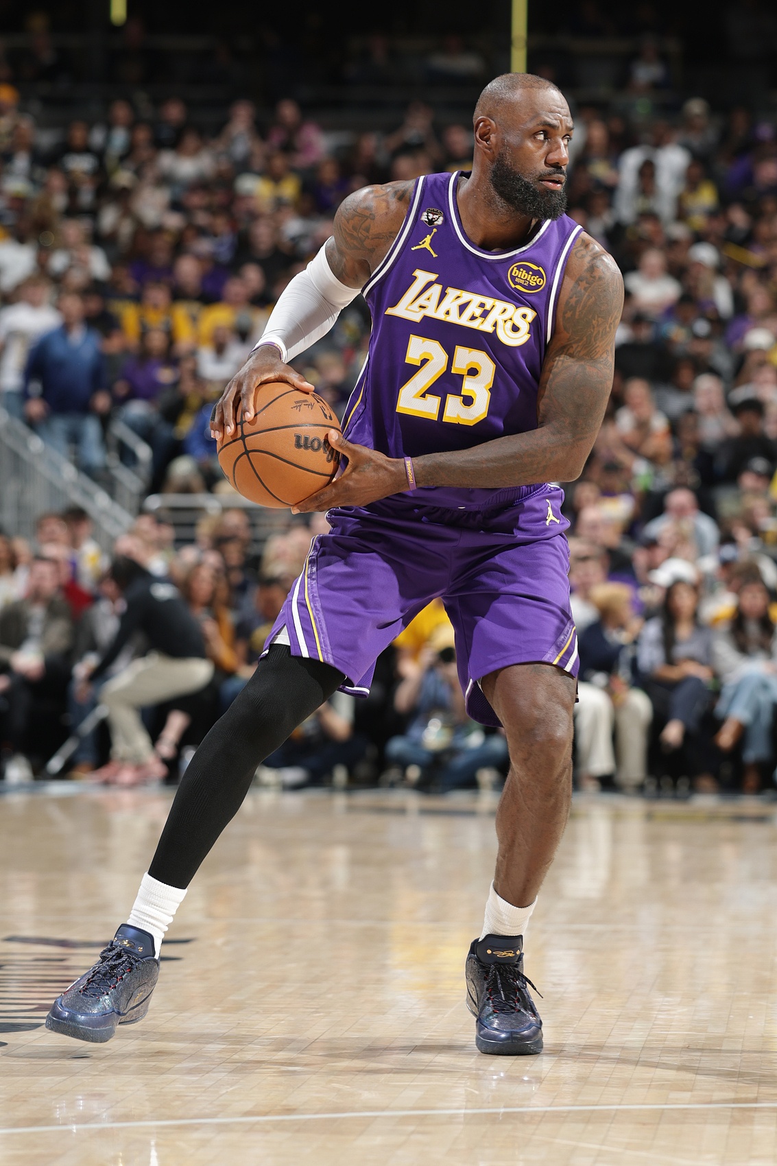 世界杯直播下载指南-詹姆斯还需证明自己？媒体人：不 他已足够成功 只是有人说他需要